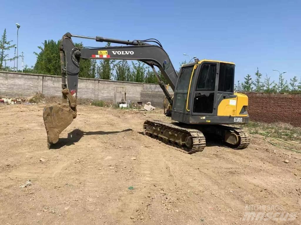 Volvo EC80D Гусеничні екскаватори