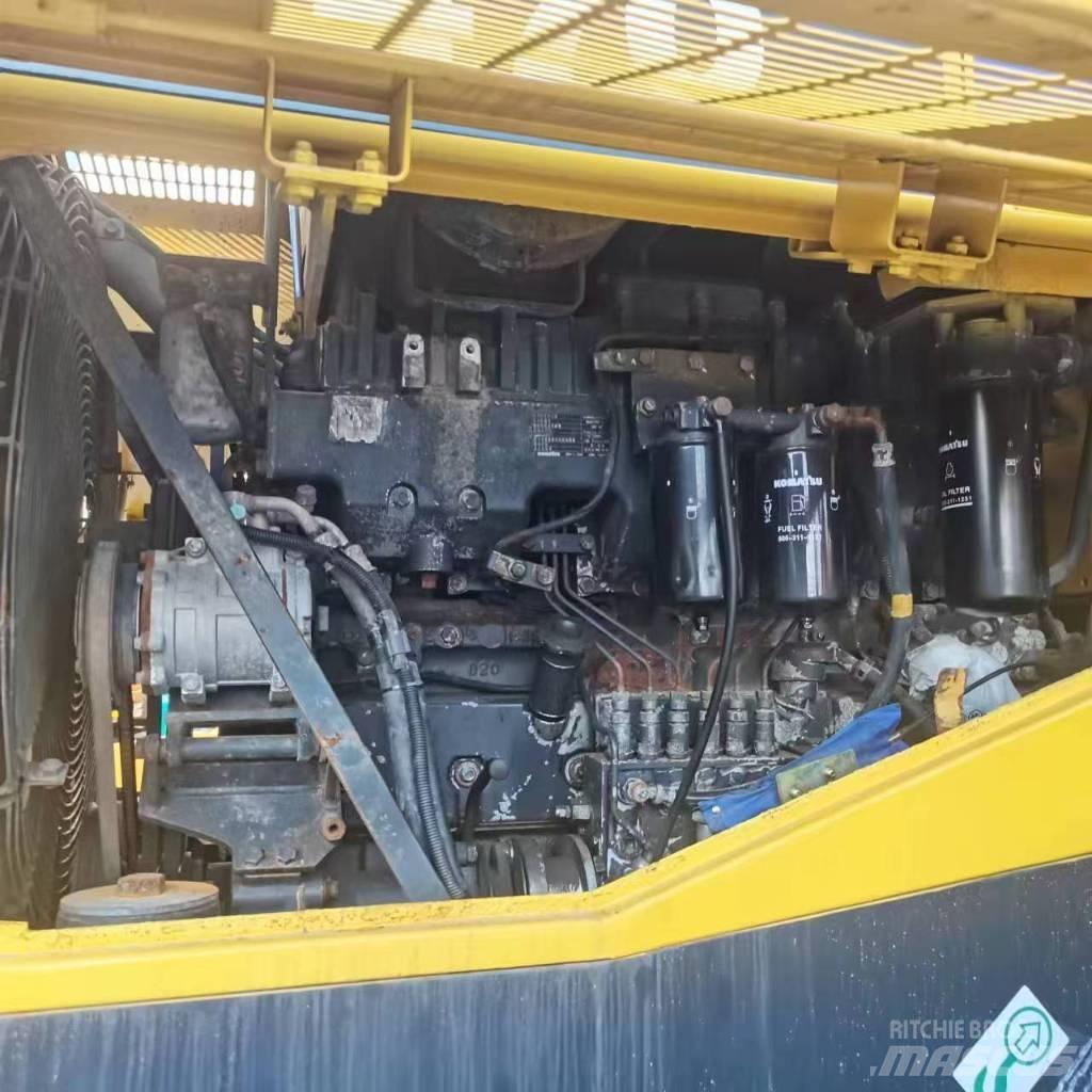 Komatsu WA 320-5 Фронтальні навантажувачі