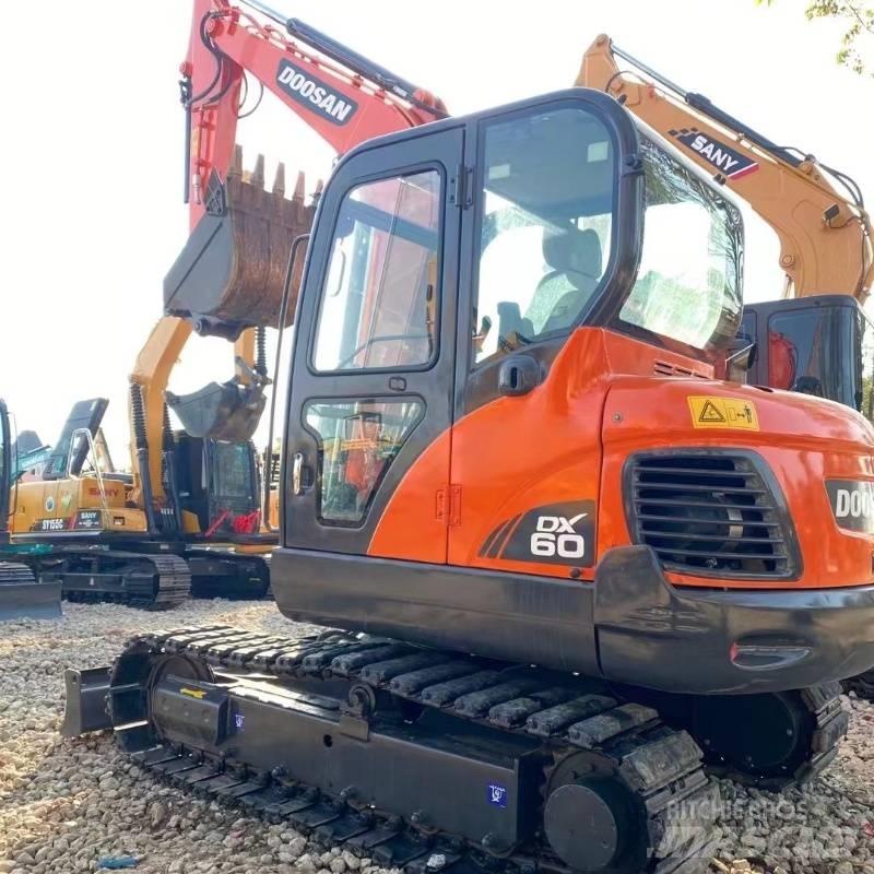 Doosan dx60 Гусеничні екскаватори