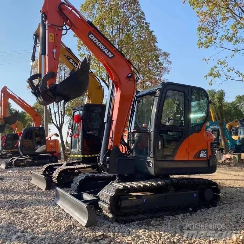 Doosan dx60 Гусеничні екскаватори