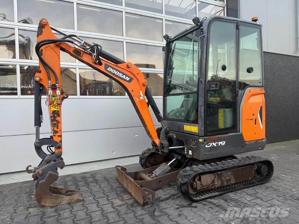 Doosan DX19 Міні-екскаватори < 7т