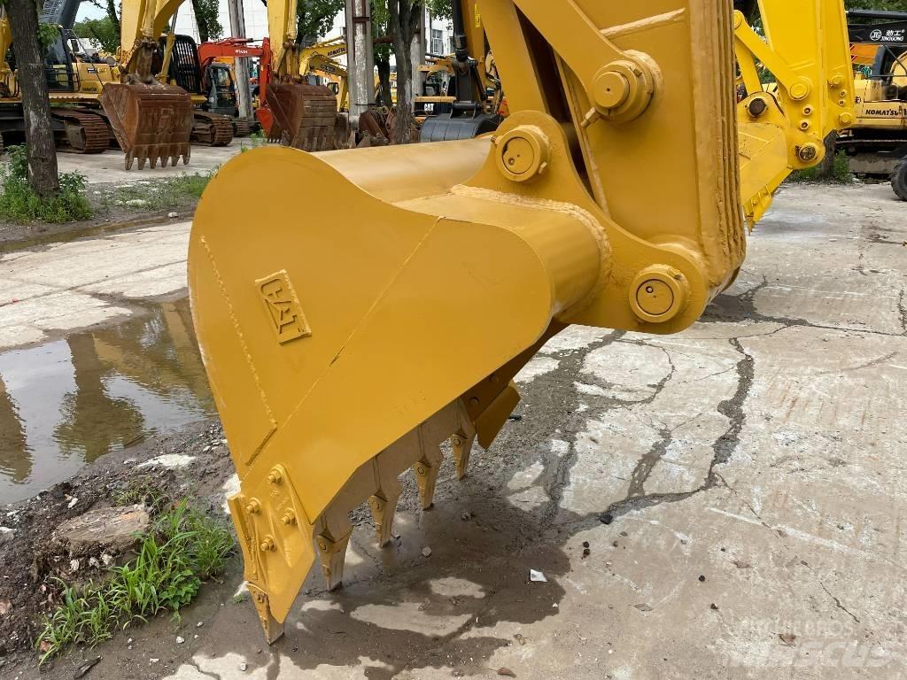 CAT 320 C L Гусеничні екскаватори