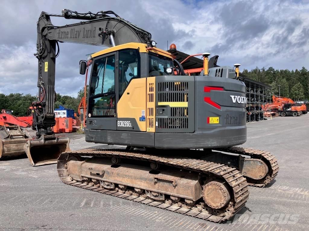 Volvo ECR 235 E Гусеничні екскаватори