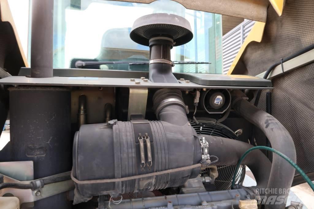 Liebherr L 506 Фронтальні навантажувачі