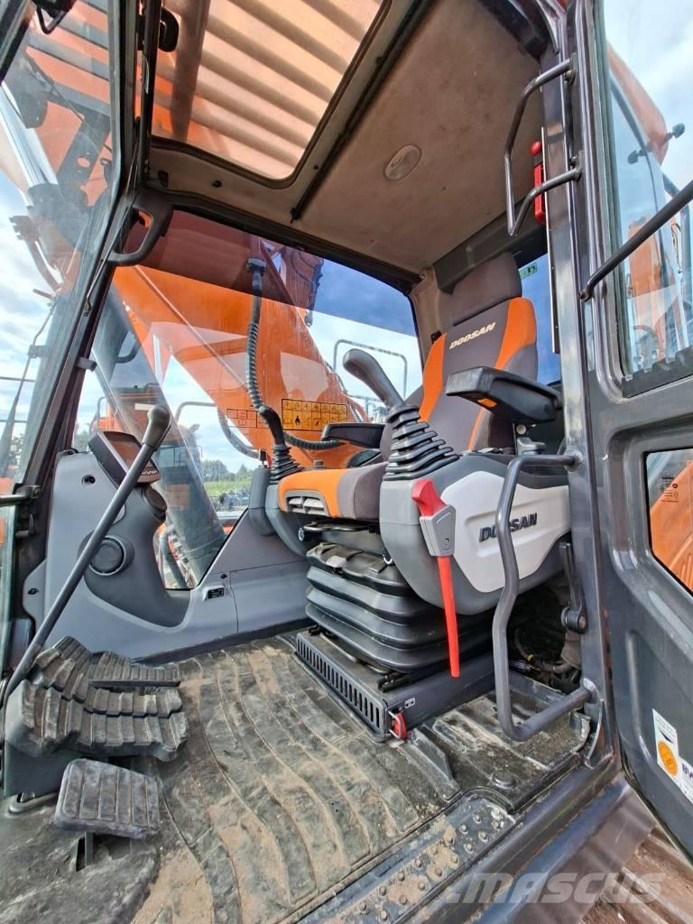 Doosan DX255LC-5 Гусеничні екскаватори