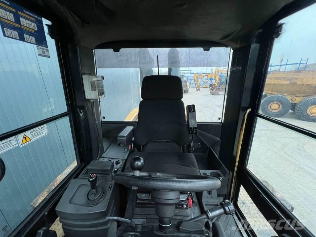 CAT 938G Фронтальні навантажувачі