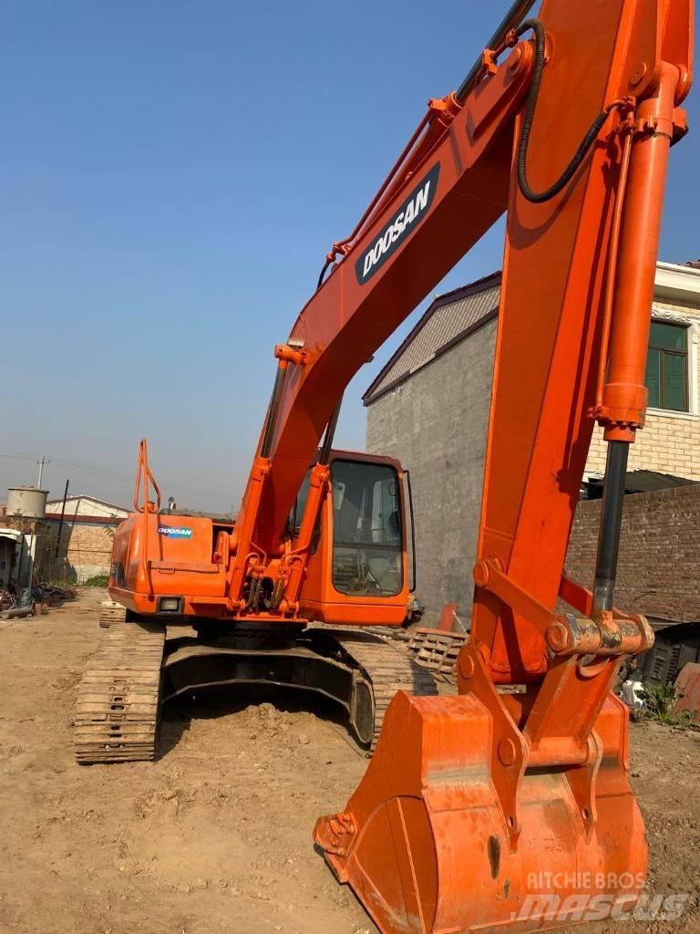 Doosan dh220lc-7 Гусеничні екскаватори