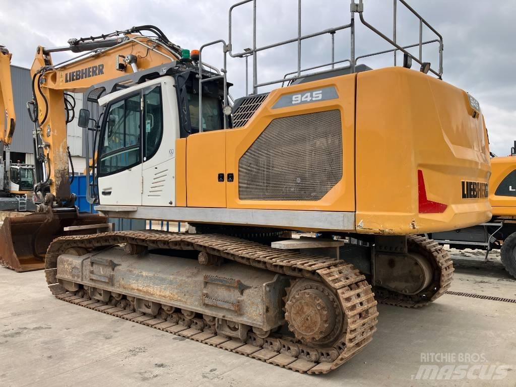 Liebherr R 945 Гусеничні екскаватори
