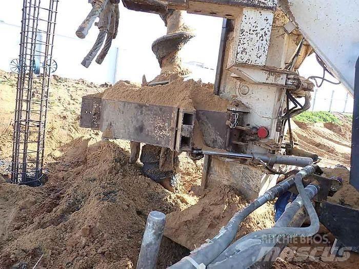 Casagrande CFA26 Свердлильні установки