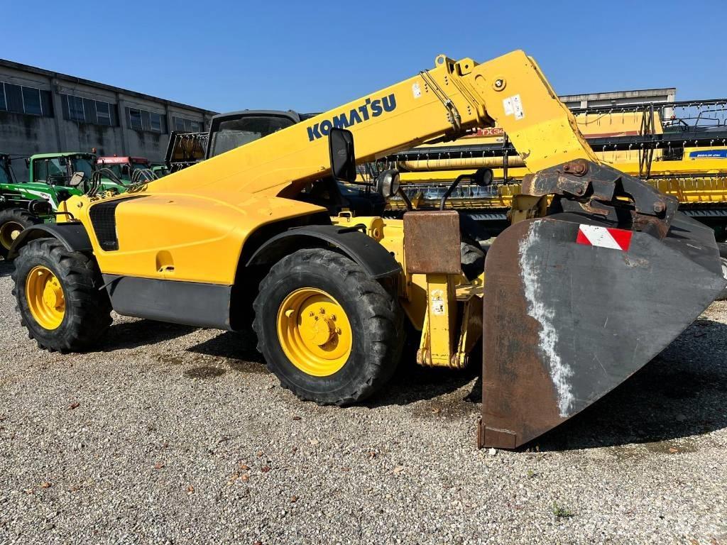 Komatsu WH 713 Телескопічні навантажувачі