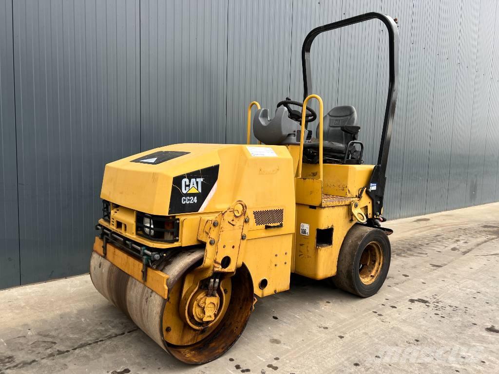 CAT CC24 Комбіновані катки