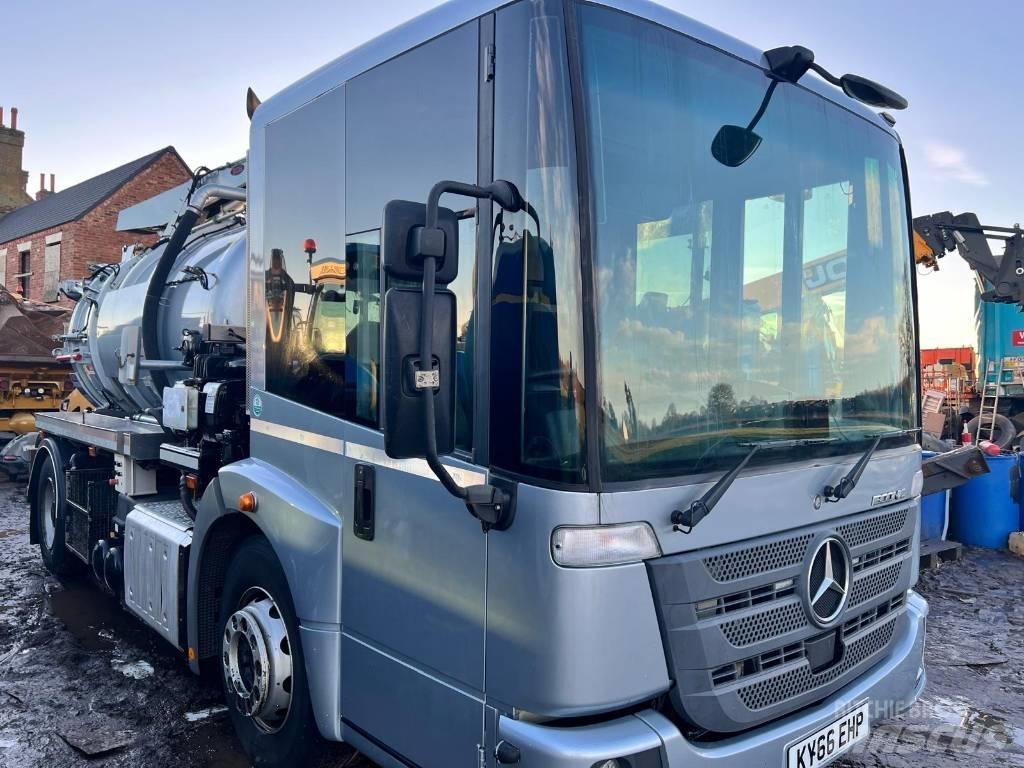 Mercedes-Benz Econic Вантажівки-цистерни