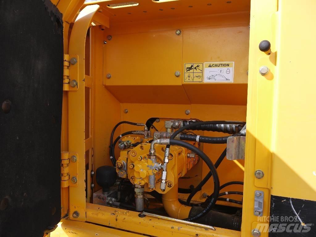 Hyundai R 140 LC-7 Гусеничні екскаватори