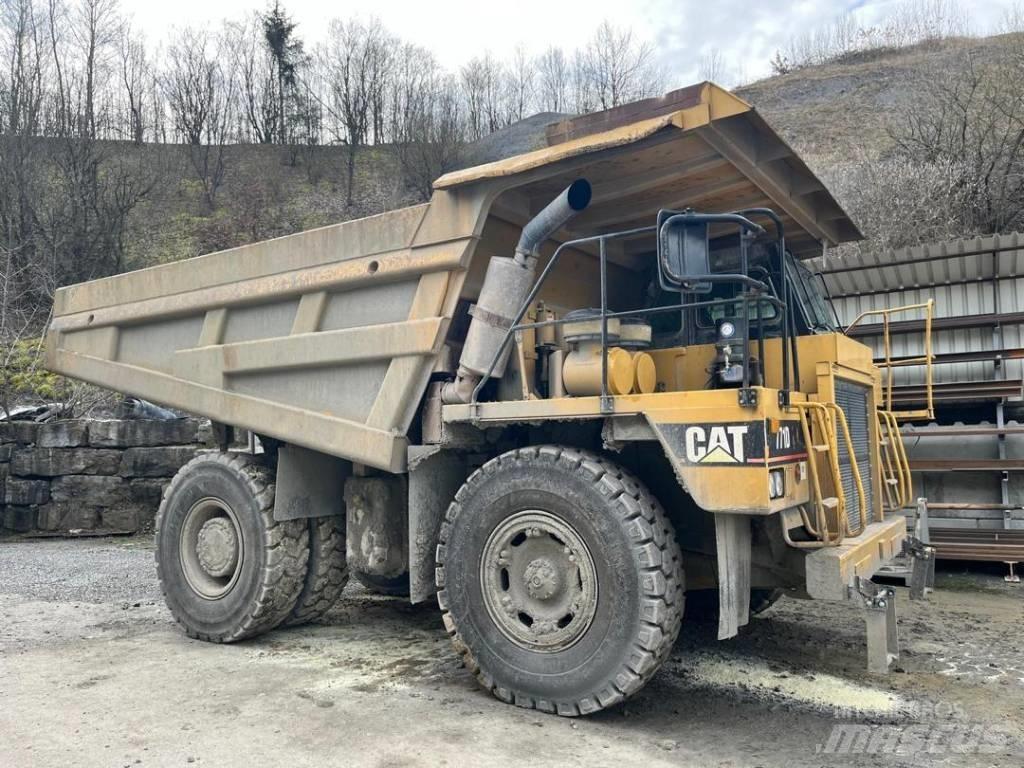 CAT 771D Кар`єрні самоскиди