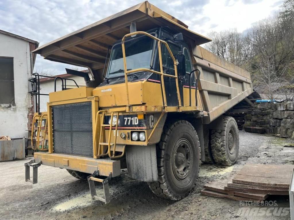 CAT 771D Кар`єрні самоскиди