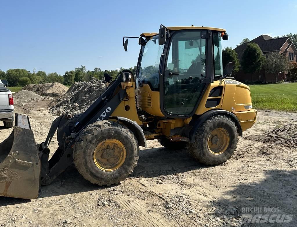 Volvo L 25 H Фронтальні навантажувачі