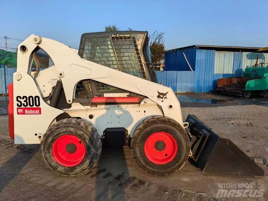 Bobcat S 300 Міні-навантажувачі