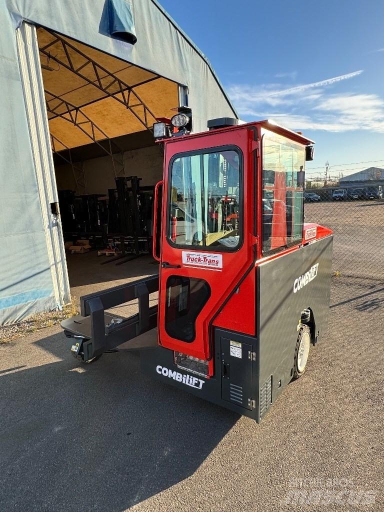 Combilift C3000ET Чотириходові річ-траки