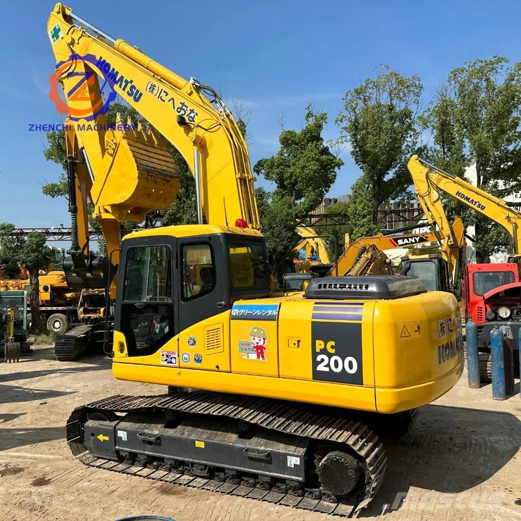 Komatsu PC 200-7 Гусеничні екскаватори