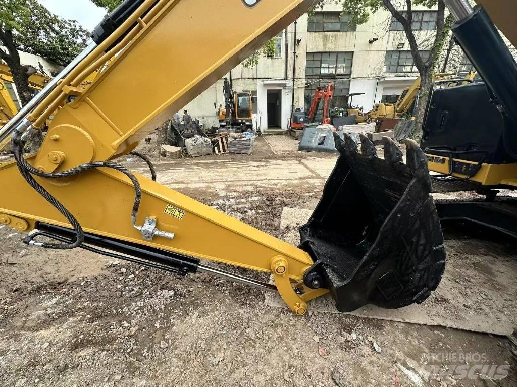 CAT 307 Середні екскаватори 7т. - 12т.