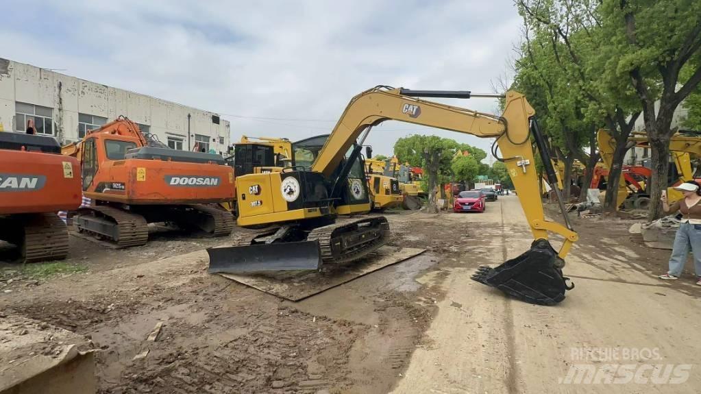 CAT 307 Середні екскаватори 7т. - 12т.
