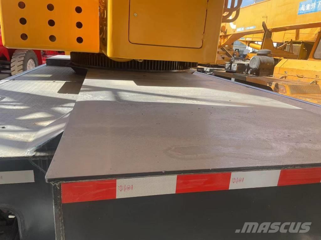 XCMG QY70K автокрани всюдиходи