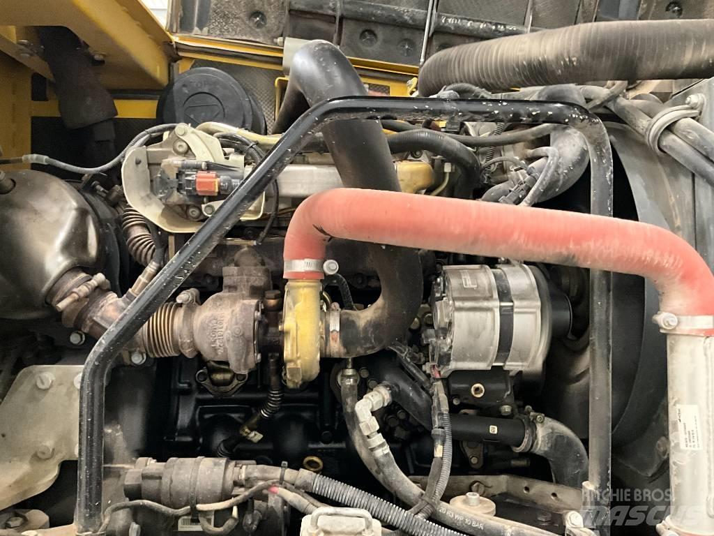 Neuson EW 100 Колісні екскаватори