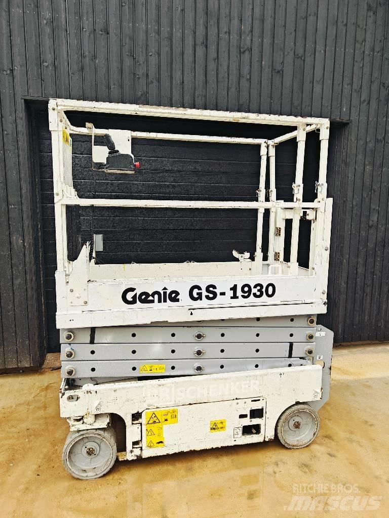 Genie 1930es Підйомники-ножиці