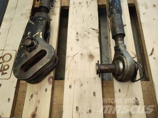 Deutz-Fahr 150 lifts Бони і ковші