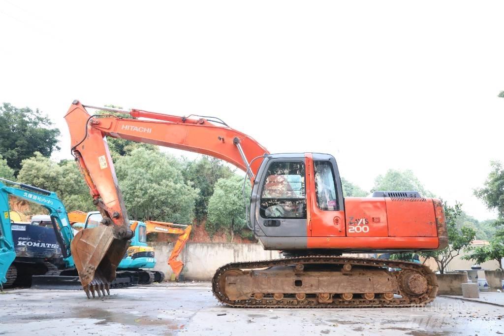 Hitachi ZX 200 LC-3 Гусеничні екскаватори