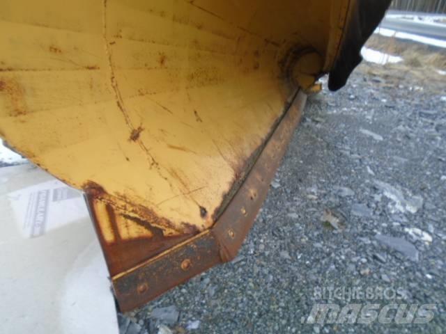  SNOW PLOW 162'' Запчастини та додаткове обладнання для фронтальних навантажувачів