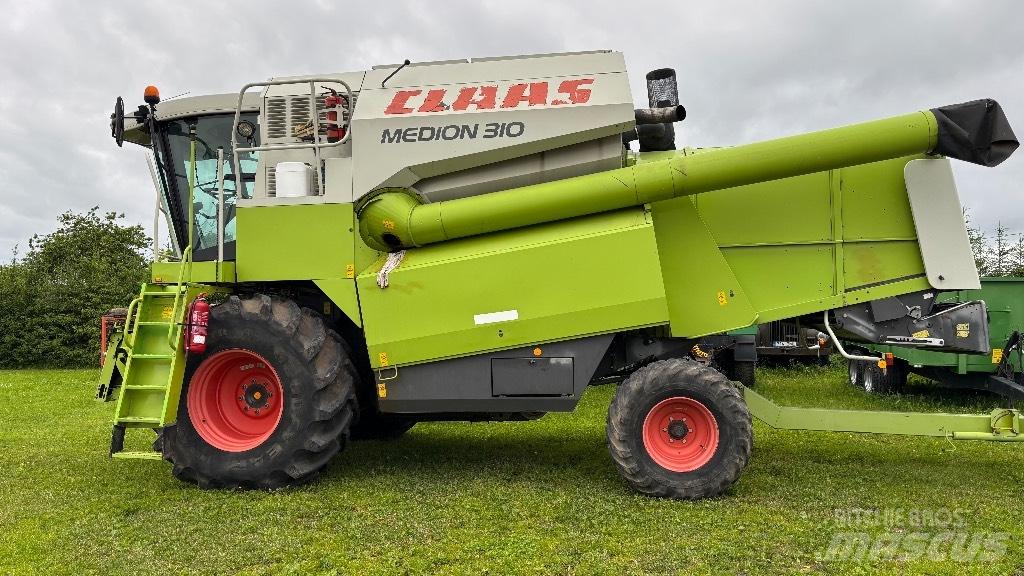 CLAAS Medion 310 Зернозбиральні комбайни