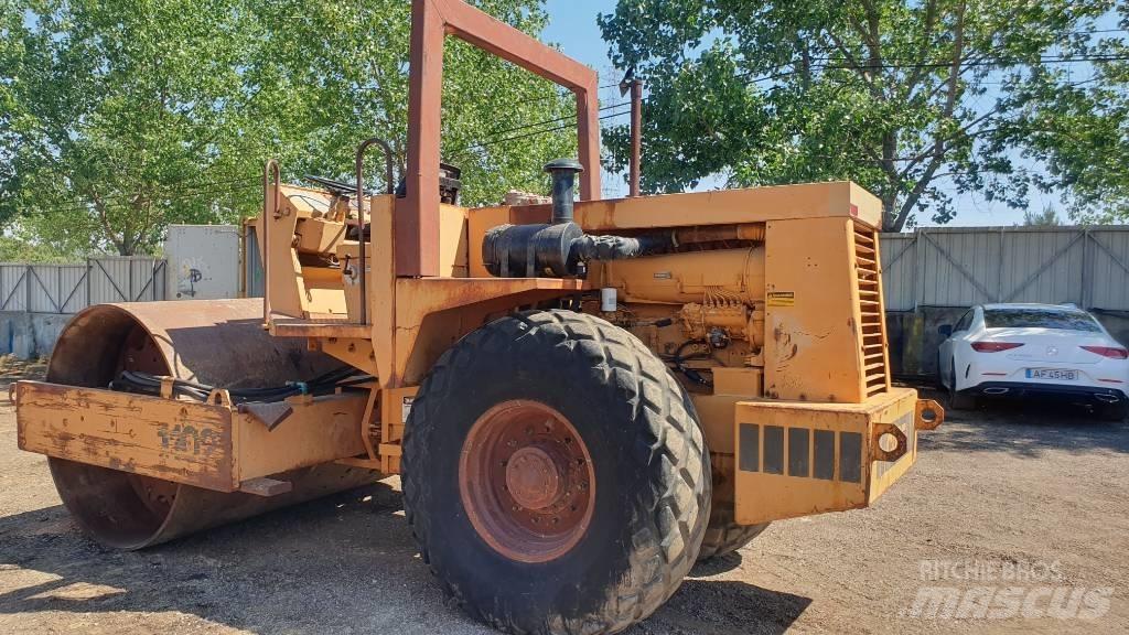 Vibromax 1102 Грунтові котки