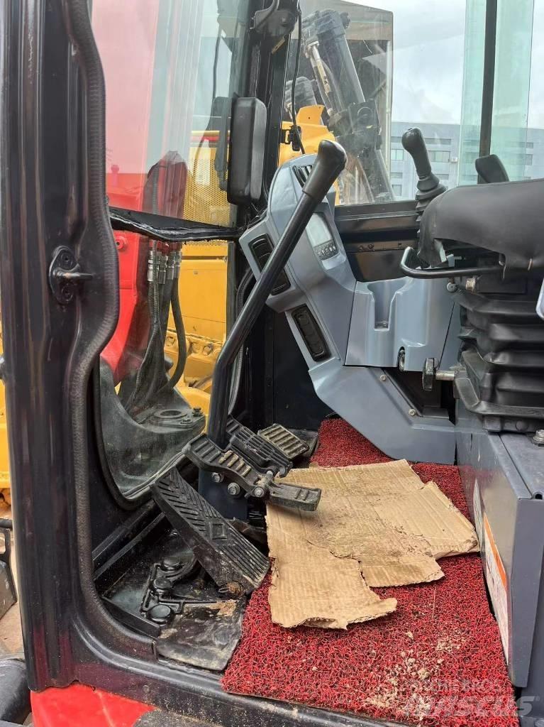 Kubota KX 163 Середні екскаватори 7т. - 12т.