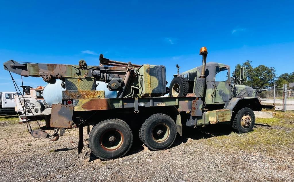 AM General M936 Евакуатори