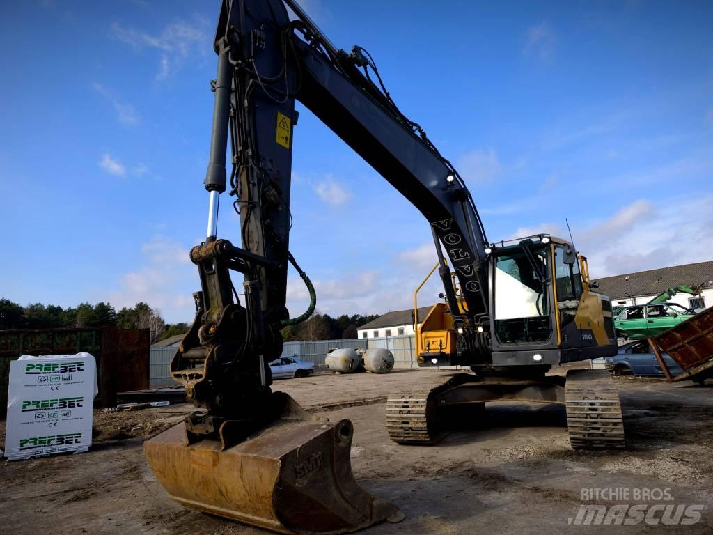 Volvo EC220EL Гусеничні екскаватори