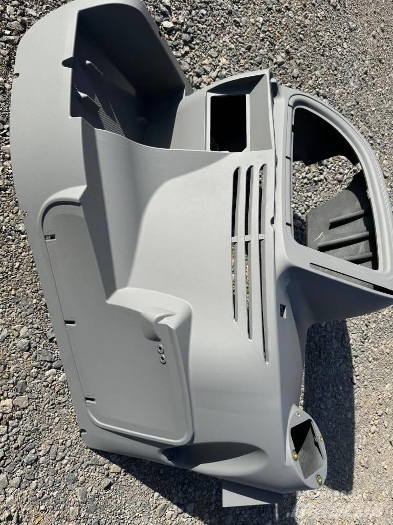 JCB 3 CX Side Panel Кабіна