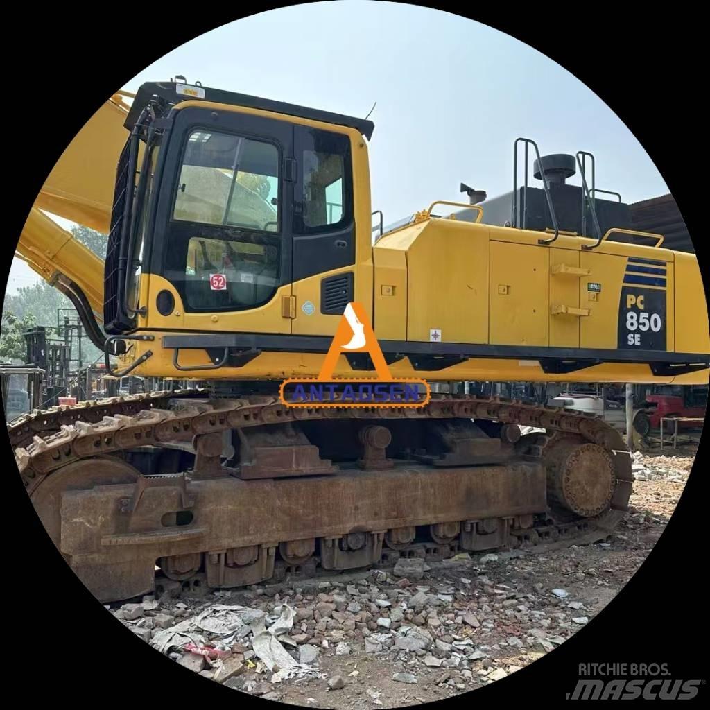 Komatsu PC 850-8 Екскаватори-амфібії