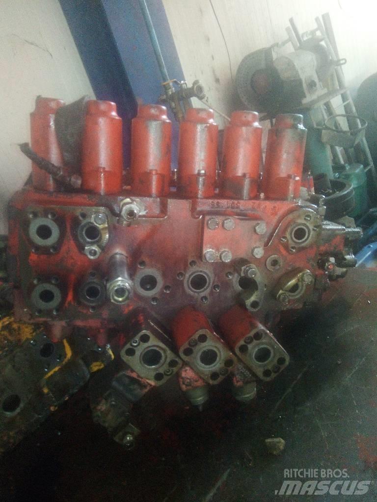O&K RH 9 LC Гідравліка