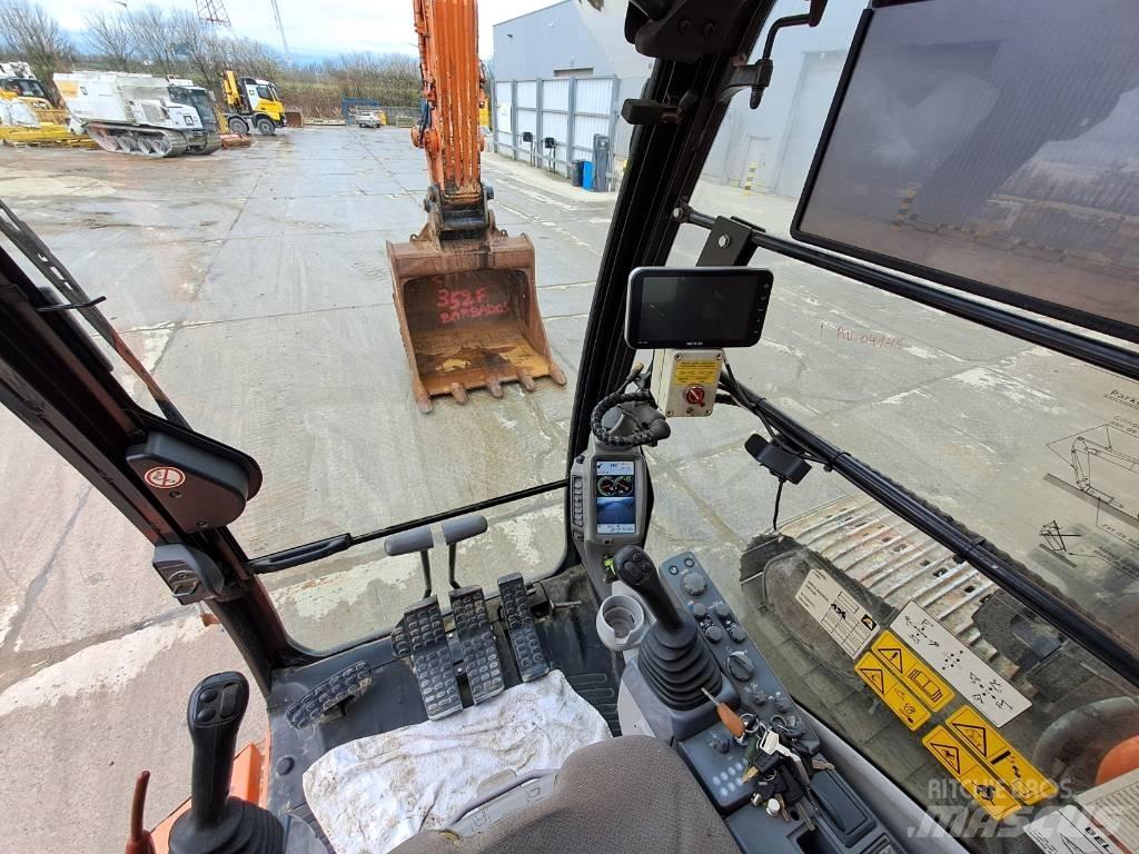 Hitachi ZX490LCH-6 Гусеничні екскаватори