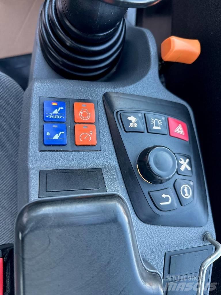 Manitou MLT737-130PS+ Телескопічний навантажувач