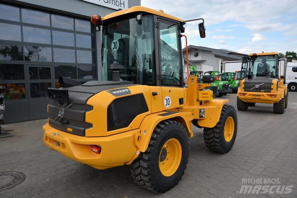 Volvo L 35 HS Фронтальні навантажувачі