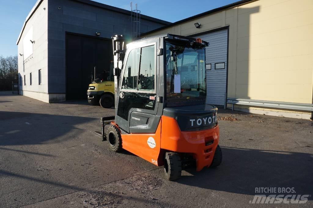 Toyota 9FBM35T Електронавантажувачі