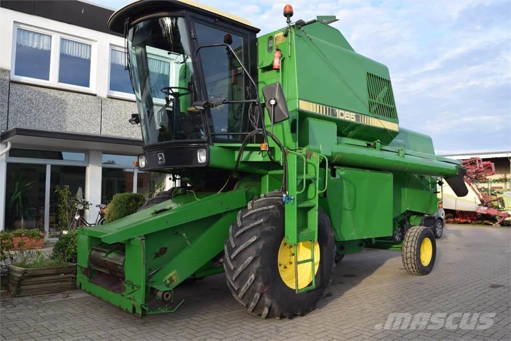 John Deere 1065 Зернозбиральні комбайни