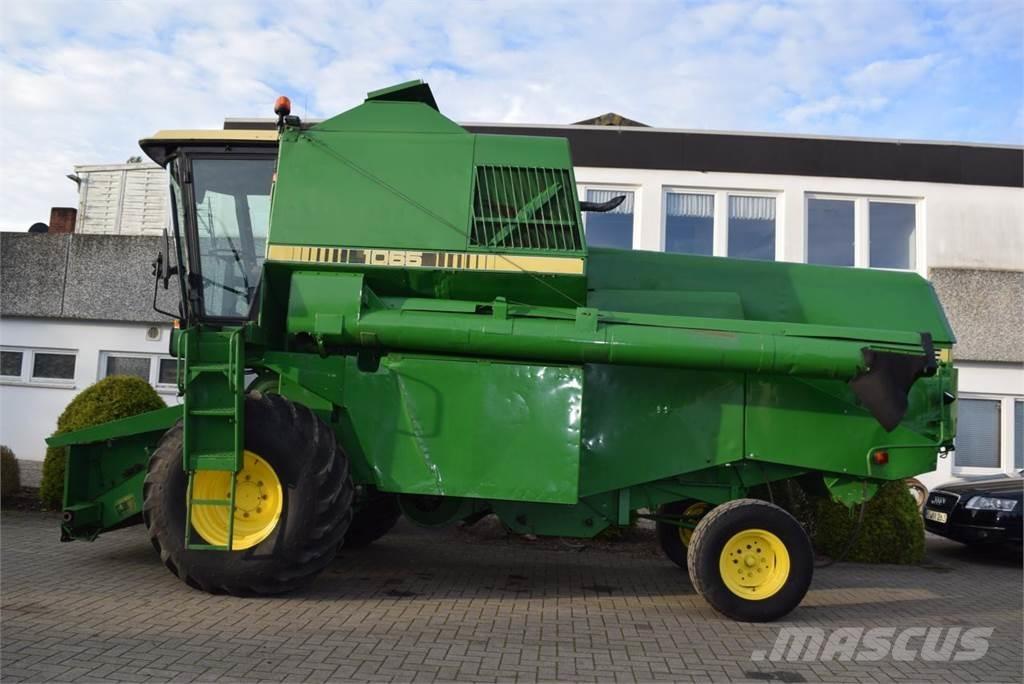 John Deere 1065 Зернозбиральні комбайни