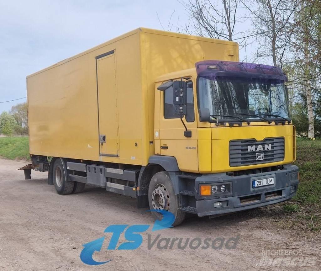 MAN ME 18.250 4x2 BL Фургони