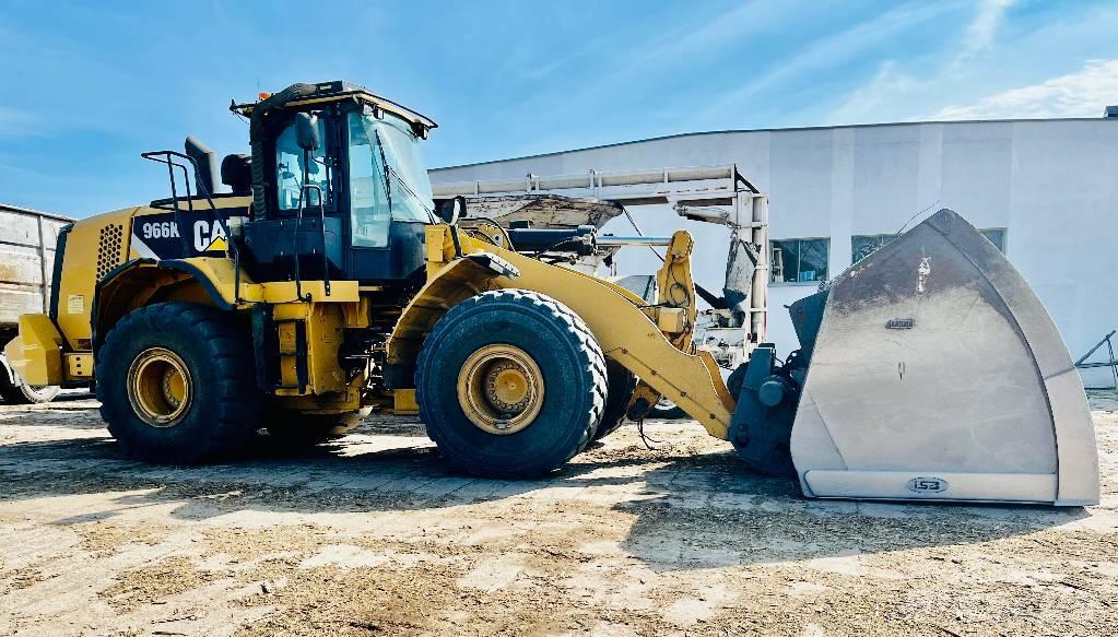 CAT 966K Фронтальні навантажувачі