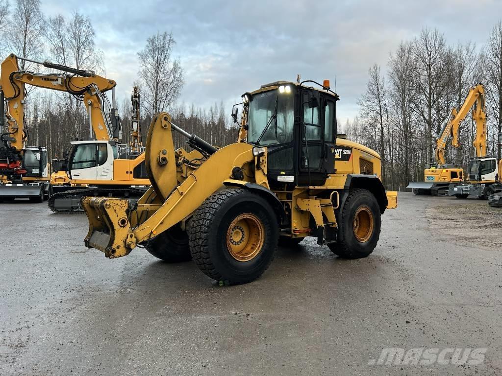 CAT 926 E Фронтальні навантажувачі