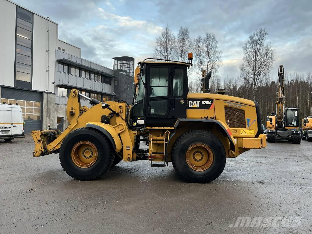 CAT 926 E Фронтальні навантажувачі