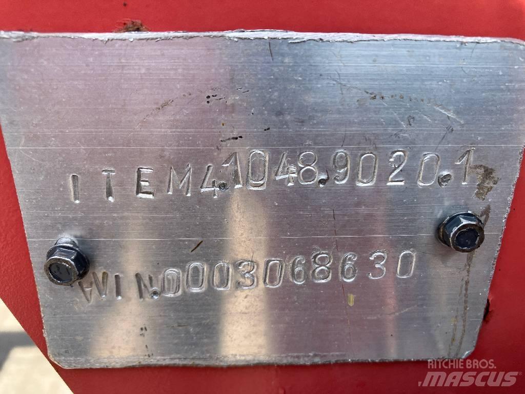 Lely lotus 900 Граблі і сінозворушувачі
